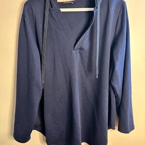 BloomChic Navy blue lightweight hoodie, Size 18/20